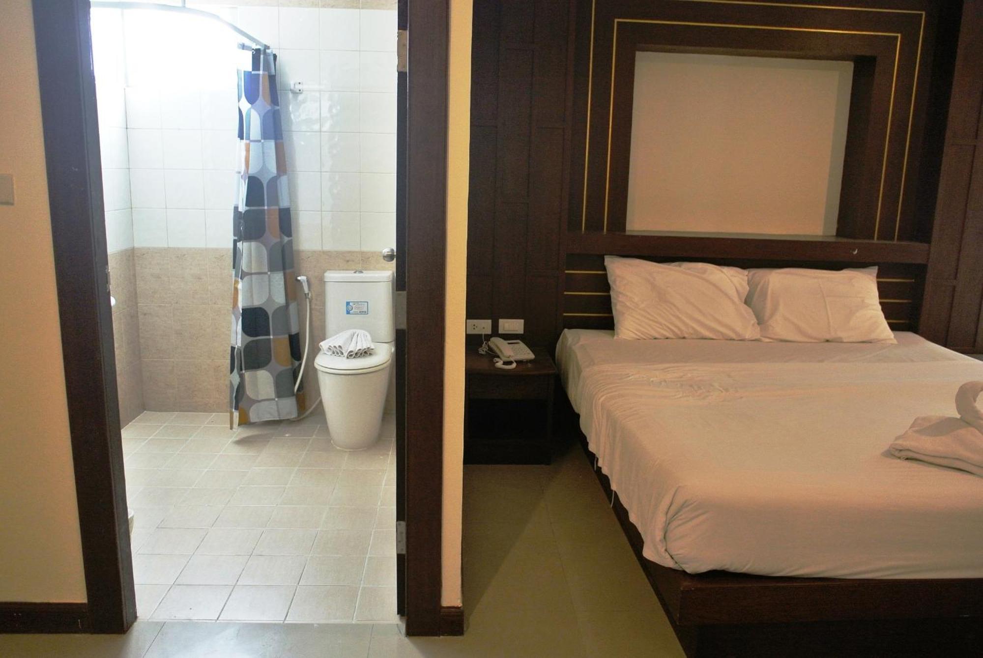 Sharaya Patong Hotel Extérieur photo