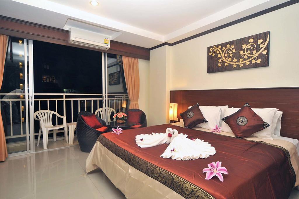 Sharaya Patong Hotel Extérieur photo