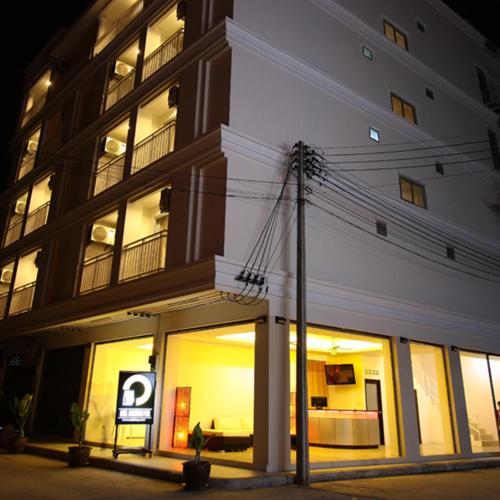 Sharaya Patong Hotel Extérieur photo