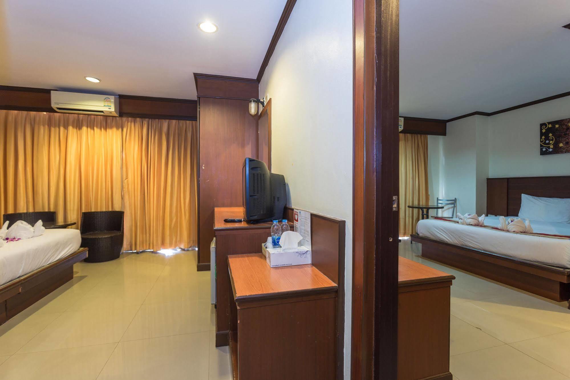 Sharaya Patong Hotel Extérieur photo