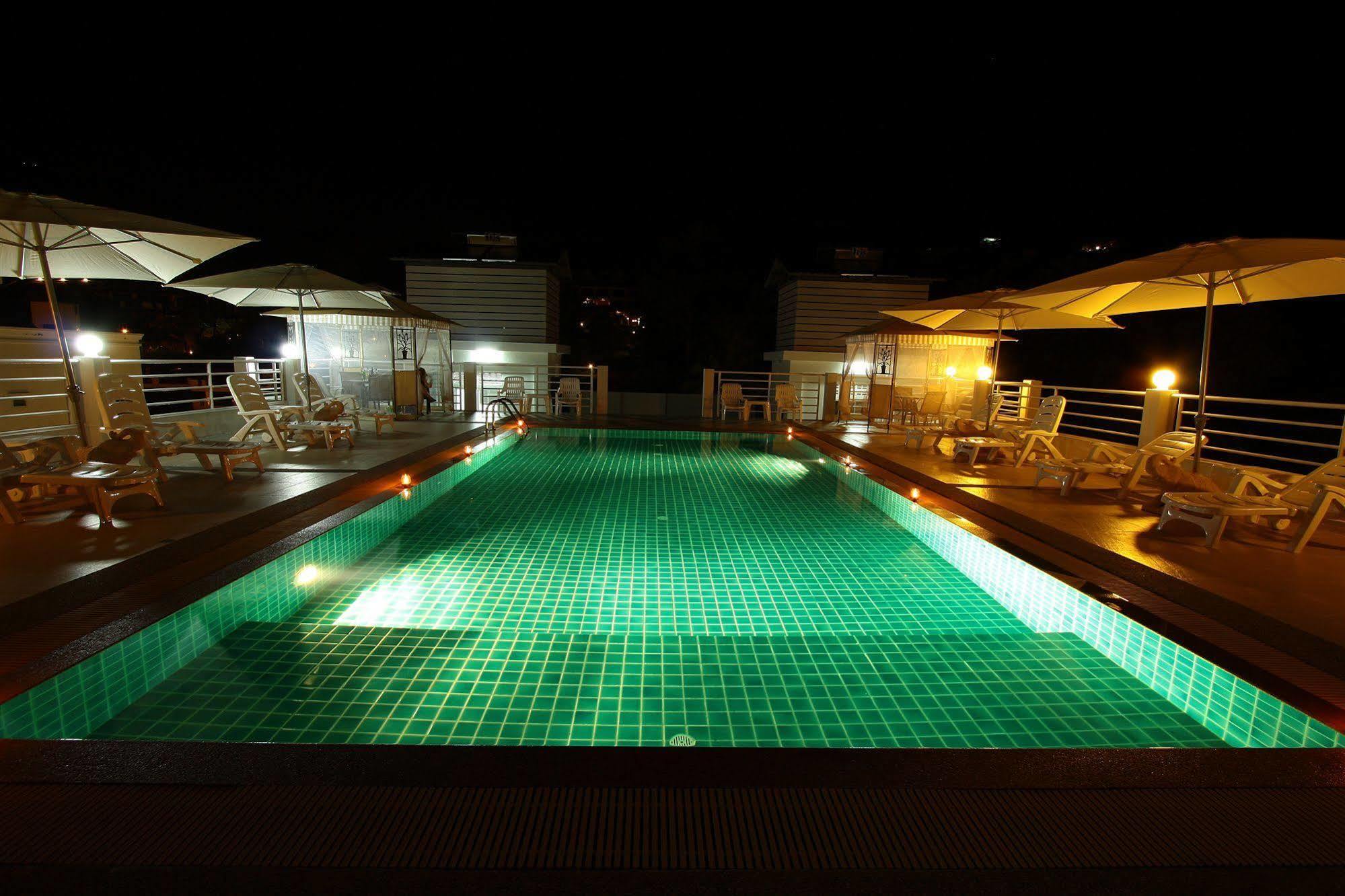 Sharaya Patong Hotel Extérieur photo